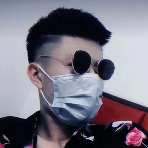 裸男老头XX性老头XX
